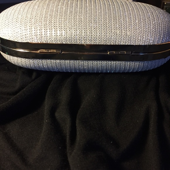 Silver Bow Evening Bag - Picture 8 of 8